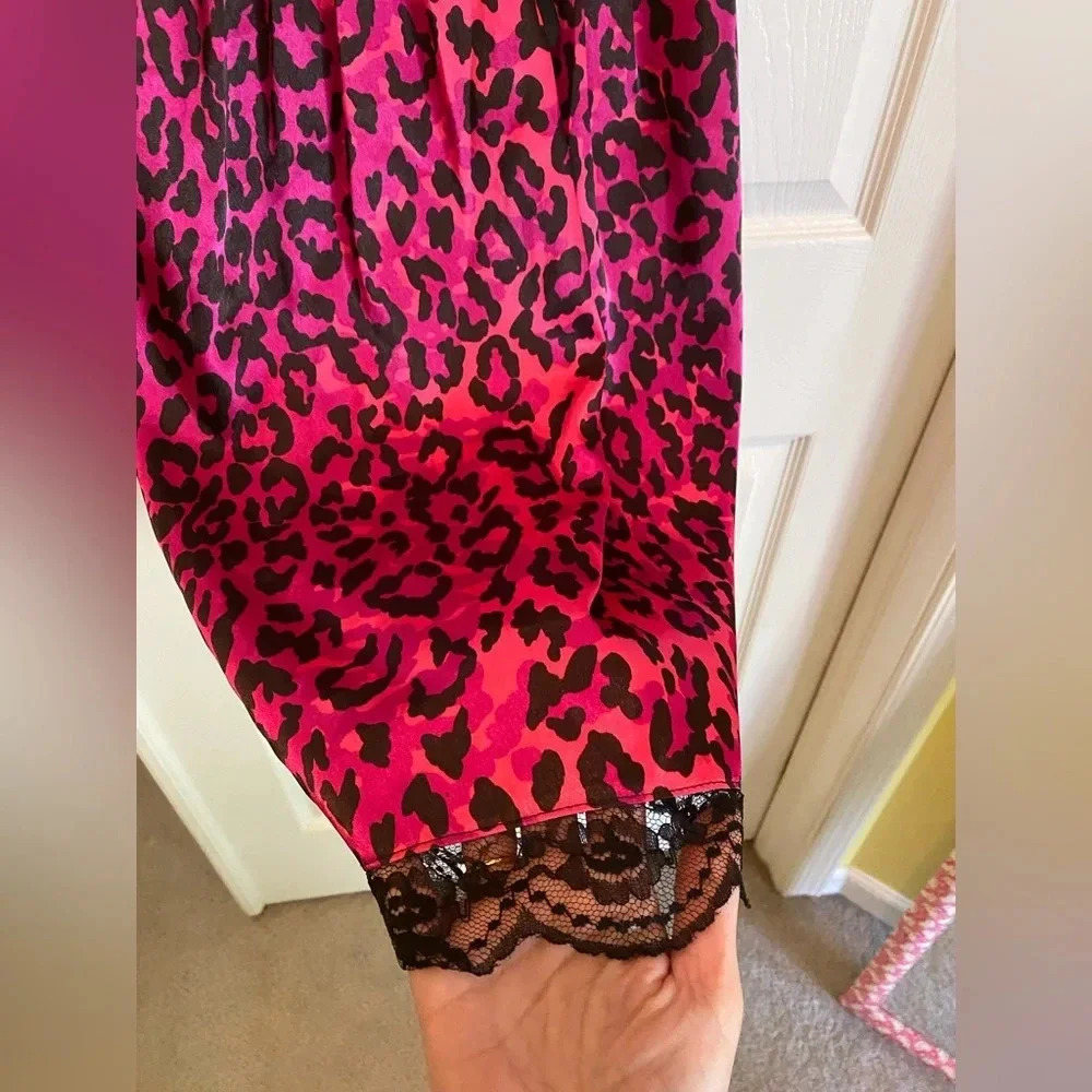 Betsey Johnson RARE vintage pink leopard print dress. - Picture 3 of 10